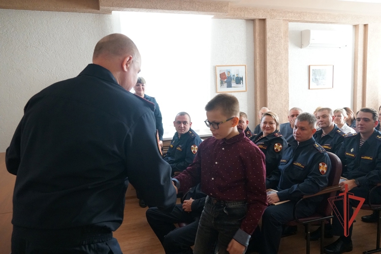 В Ульяновске наградили участников детского конкурса рисунков «Мой папа служит в Росгвардии»