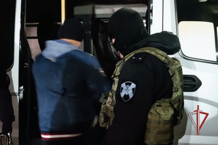 При содействии бойцов ОМОН «Симбир» выявлении нарушений миграционного законодательства в Ульяновской области (видео)