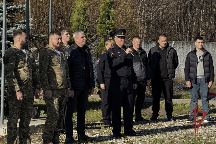 В Ульяновске росгвардейцы выступили в качестве экспертов на военно-патриотическом слете