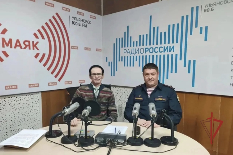 Офицер вневедомственной охраны Росгвардии рассказал о подразделении в эфире регионального радио 